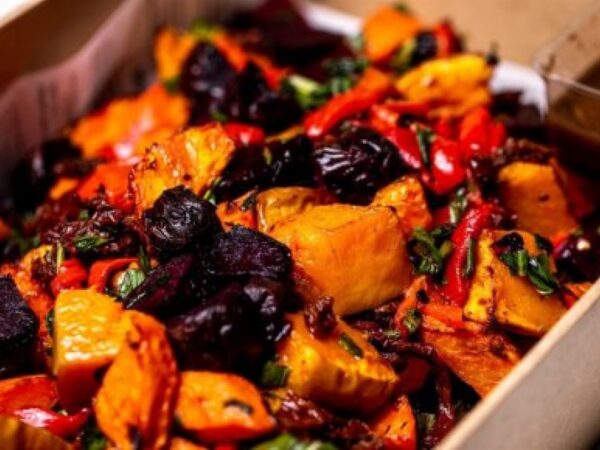 Classic Mixed Roasted Vegetables, Pumpkin, Carrots, Beetroot, Red Peppers, Semi Dried Tomatoes, Tarragon (gf, Df, V)