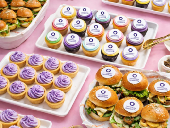She Inspires Cupcakes